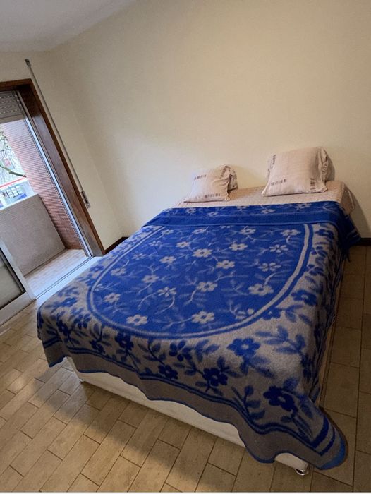 Quarto para arrendar