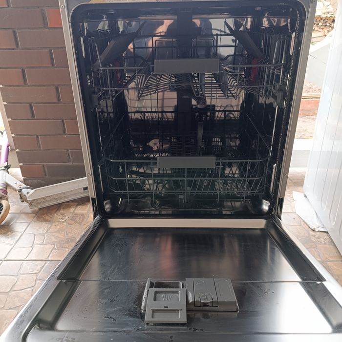 Посудомийка Whirlpool