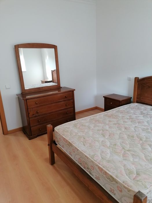 Alugo Apartamento T3