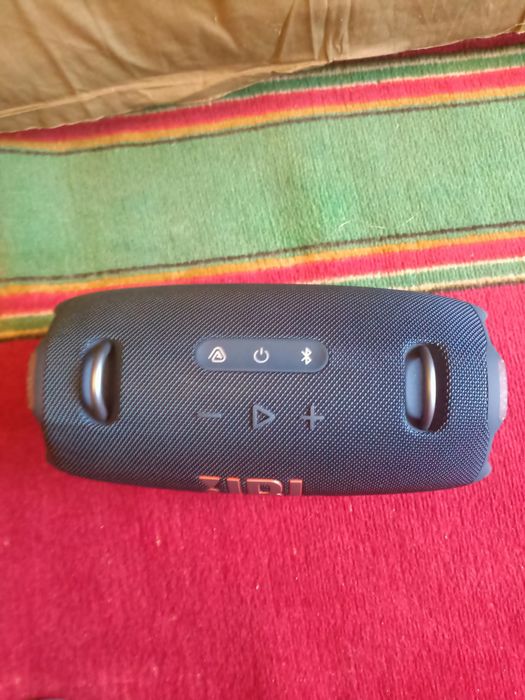 Продаю JBL Extreme 4