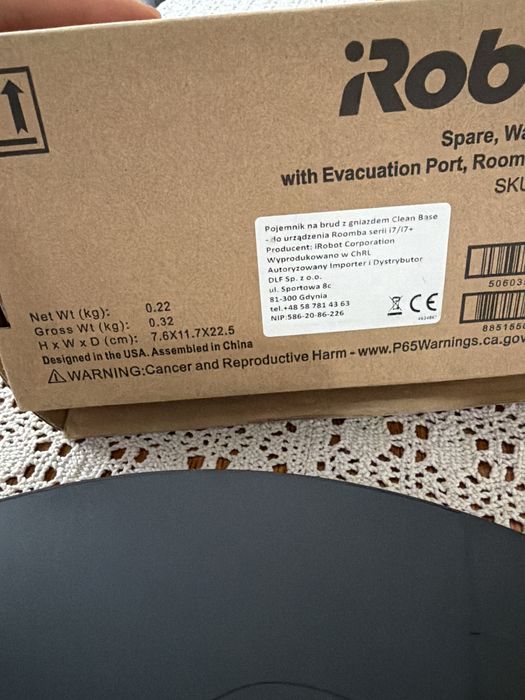 Pijemnik na brud z gniazdem clean base irobot i7/i7+