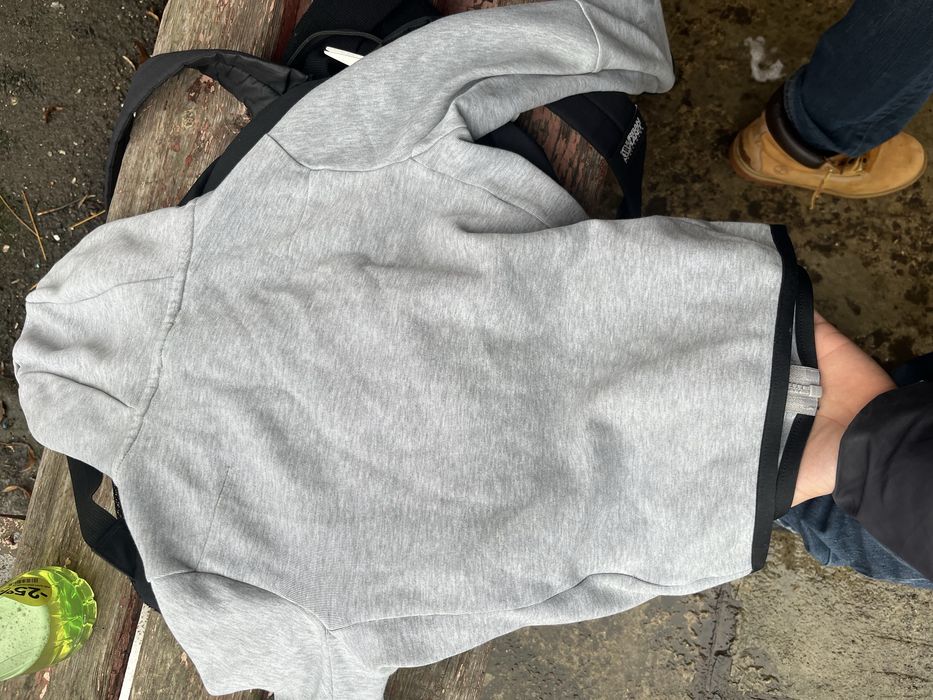 Найк теч фліс сірий оригінал,розмір є на фото