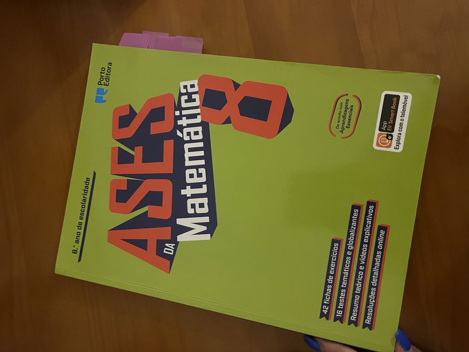 Manual com vários exercicíos Matemática / 8 ano