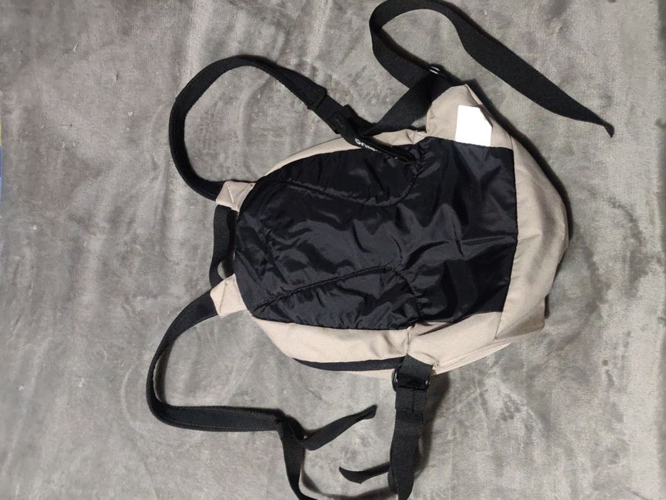 Mochila Quechua pequena