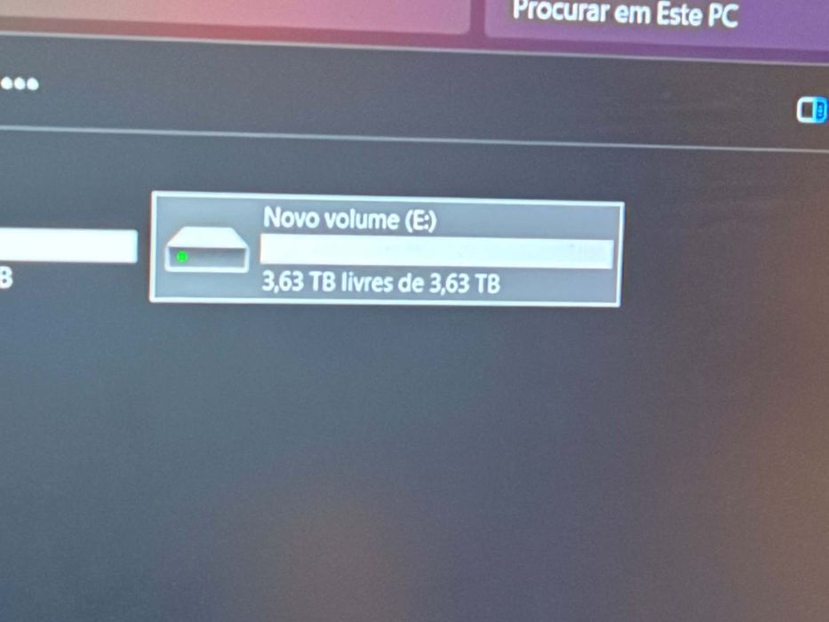 Disco externo de 4T Toshiba pequeno a funcionar bem