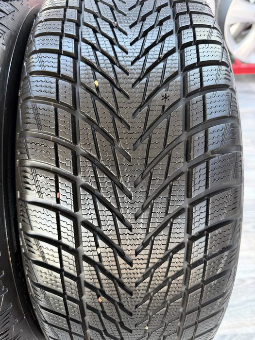 Шини Goodyear 255/45/R19 - 235/50/R19