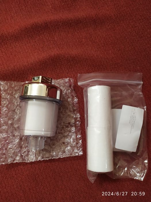 Универсальный фильтр для воды и картриджи .