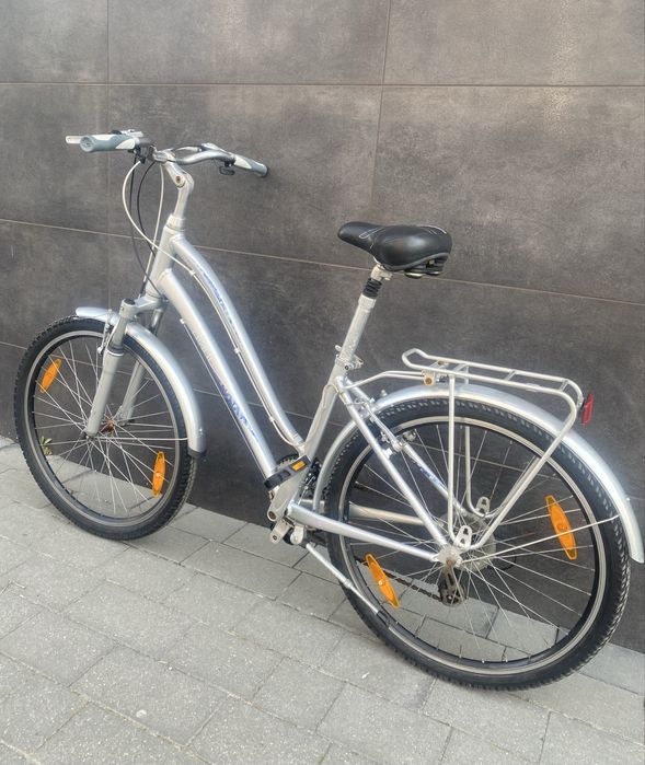 Rower miejski Giant aluminiowy