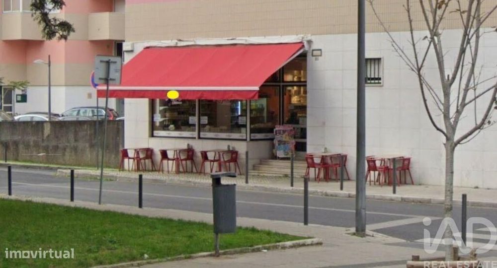 Snack-bar em Carnide de 90,00 m2