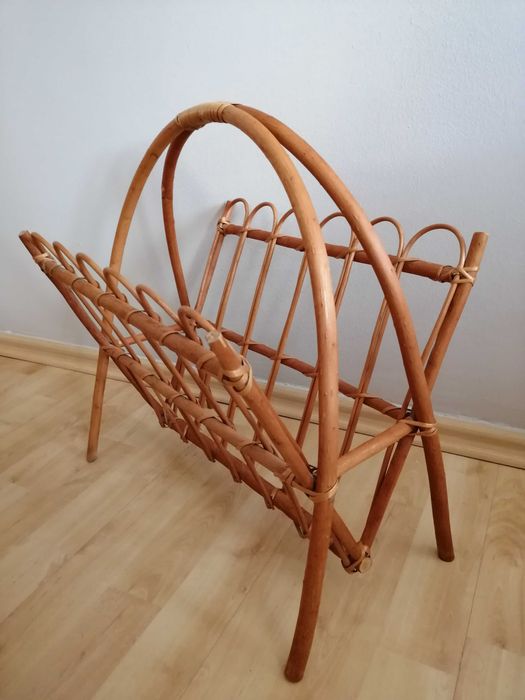 GAZETNIK, stojak z wikliny na gazety