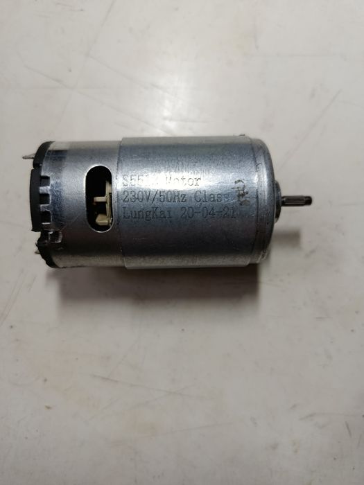 Двигун до блендера не працюючий.