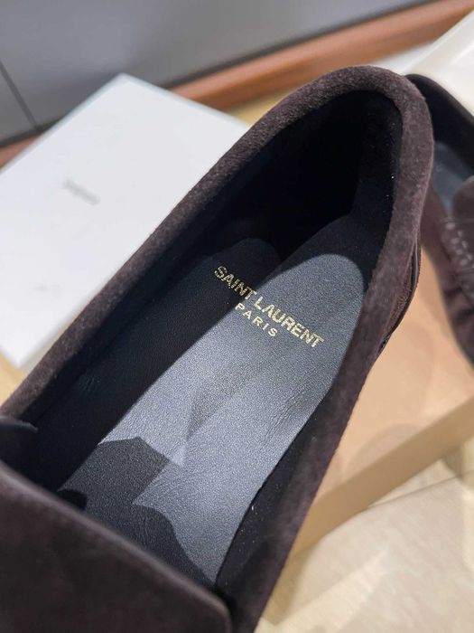 Коричневые лоферы Saint Laurent Le Loafer YSL коричневі лофери замшеві