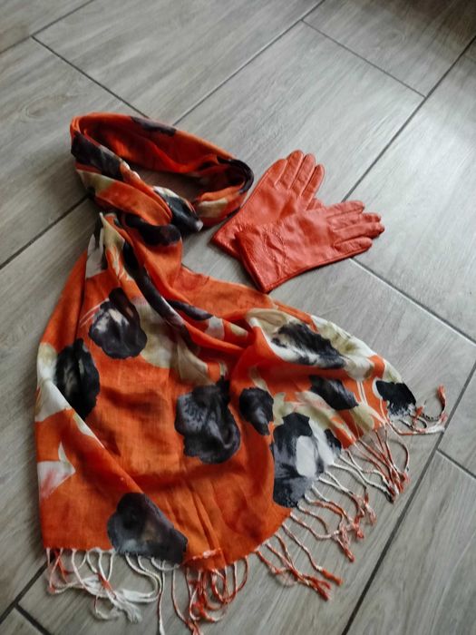 Pomarańczowy zestaw- rękawiczki i szal