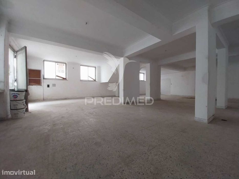 Loja Agualva-Cacém - 210 m2 — Agualva E Mira-Sintra, Lisboa