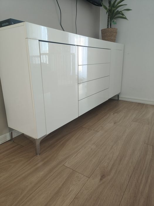 Komoda biała duża