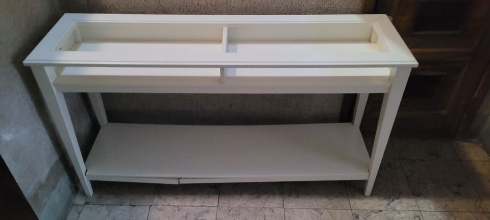 Consola Liatorp IKEA em bom estado para restauro