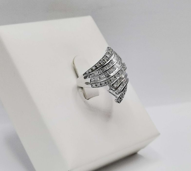 Pierścionek z brylantami- 1 ct, białe złoto, Diament, Piotrkowska 76