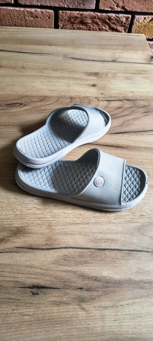 Klapki basen dom unisex rozm 34