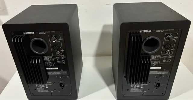 Par Monitores Yamaha Hs7