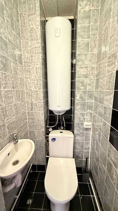 Продаж 2х кімнатноі, вул. Екстер 12, Троєщина