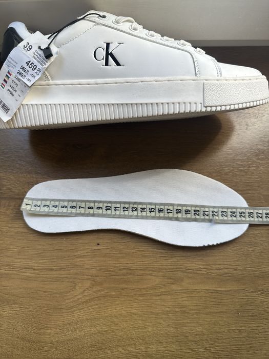 Снікерси  Calvin Klein
