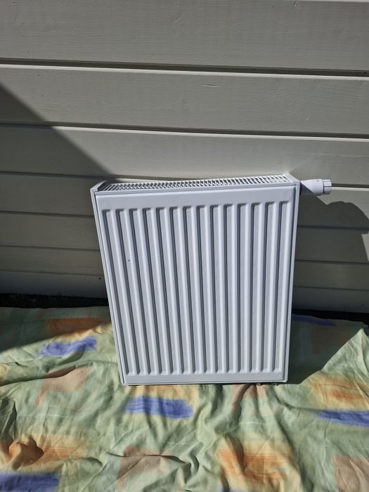 Grzejnik panelowy Viessmann 50x60 + termostat  kompaktowy