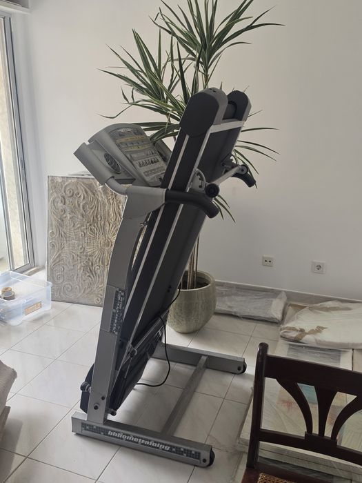 Passadeira BH Fitness Pioneer Premium