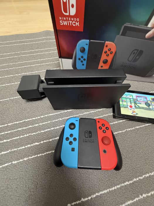 Nintendo switch com diversos acessorios