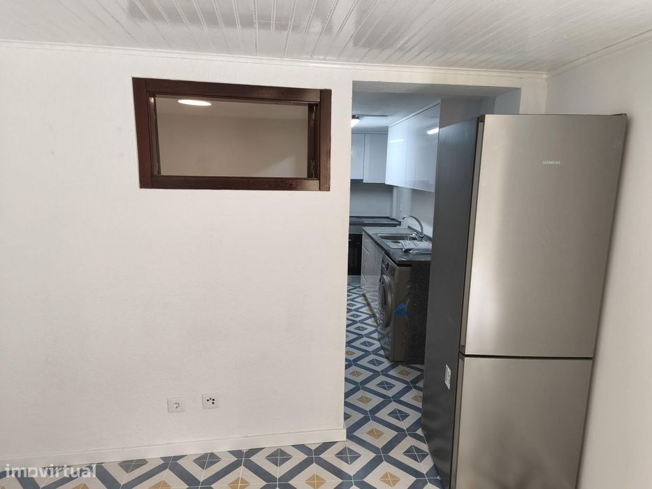 Próximo do restaurante "O Velho Eurico" e "Zambeze"