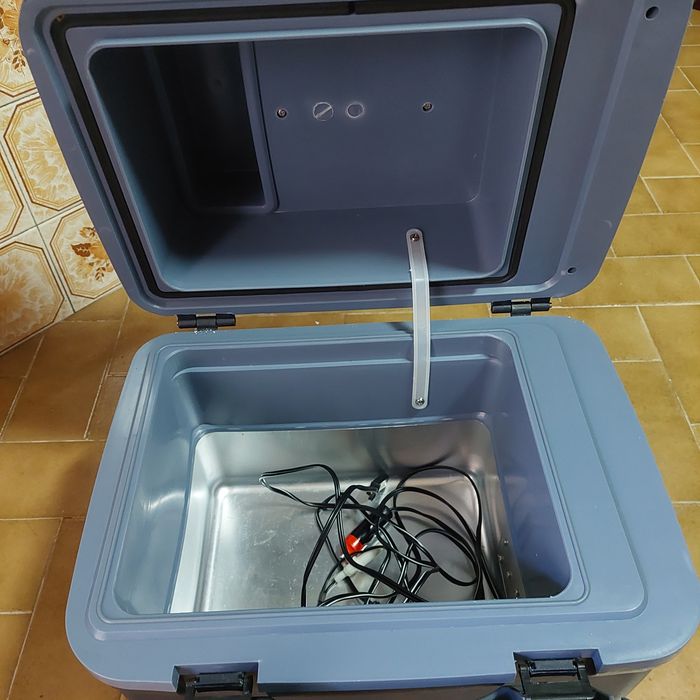 Frigorifico para ligar ao carro
