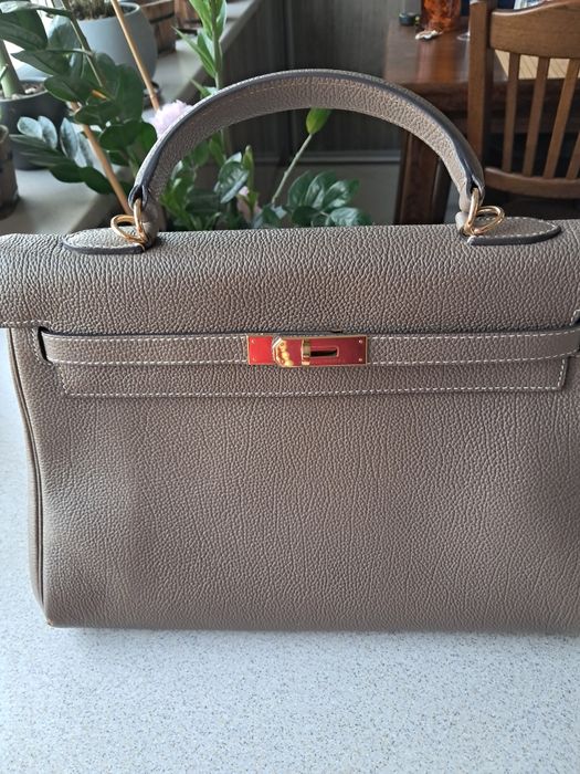 Torebka modna wygodna pakowna nie posiada długiego paska