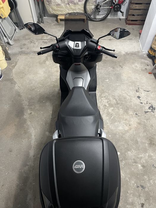 Voge Sr1 125 2025