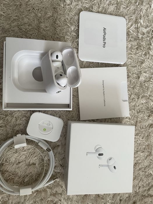 Навушники Apple AirPods Pro 2