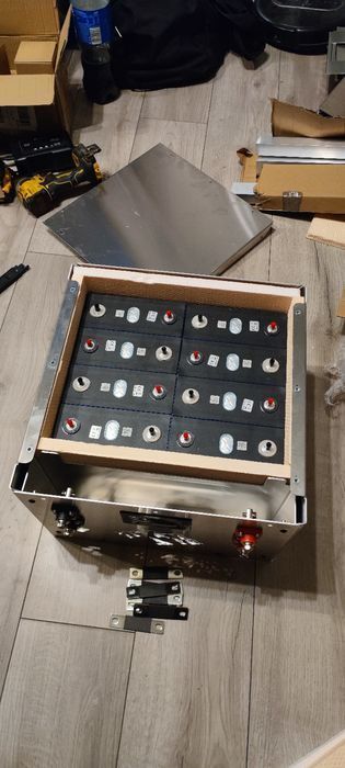 Obudowa magazyn energii LiFePO4 24V 12V kamper akumulator