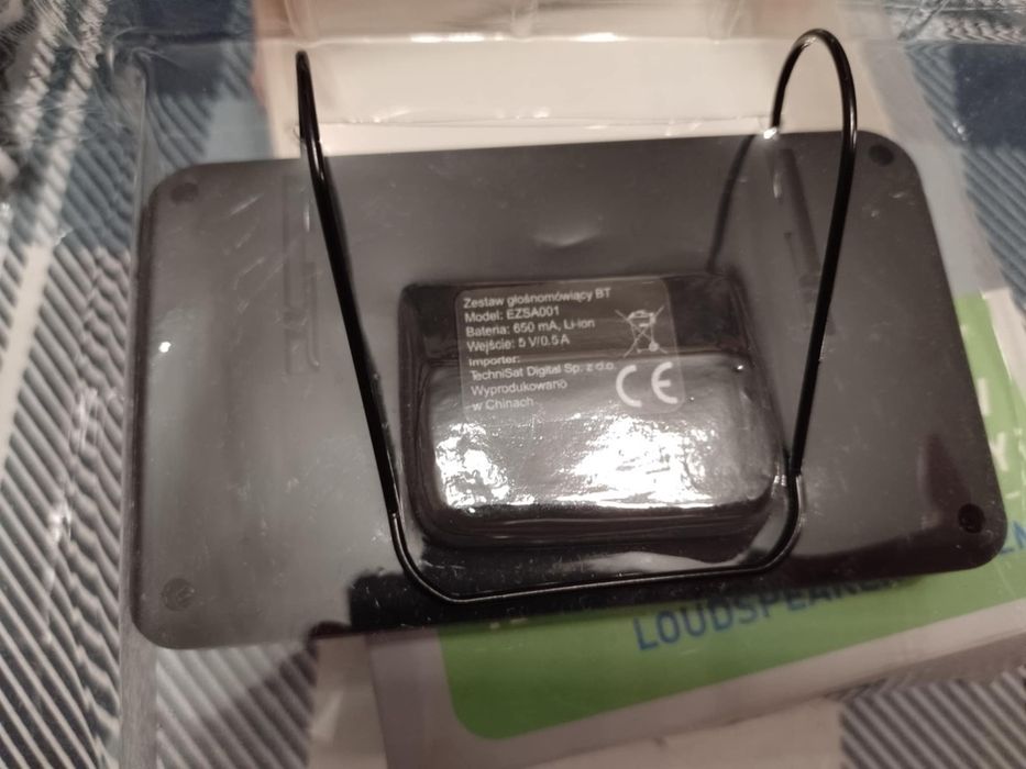 Zestaw głośnomówiący samochodowy Reinston EZSA001