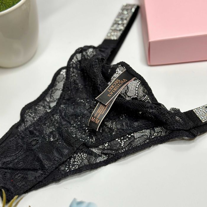 Женское белье Victoria's Secret. Жіночі мережевні трусики/бразиліани Вікторія Сікрет