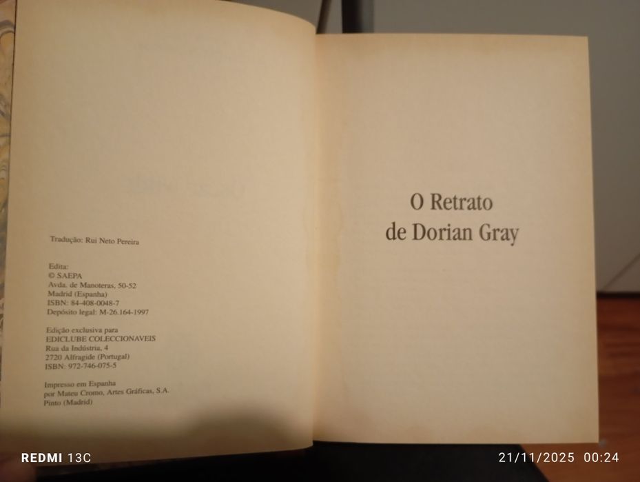 Livro " O retrato de Dorian Gray"