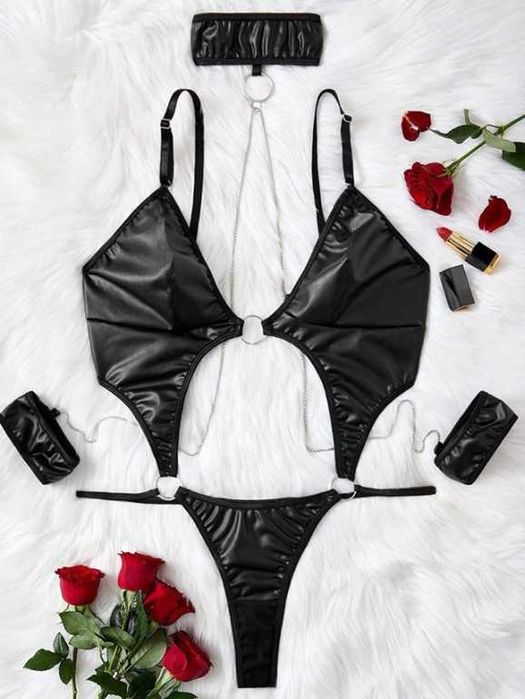 Lingerie sexy tipo couro