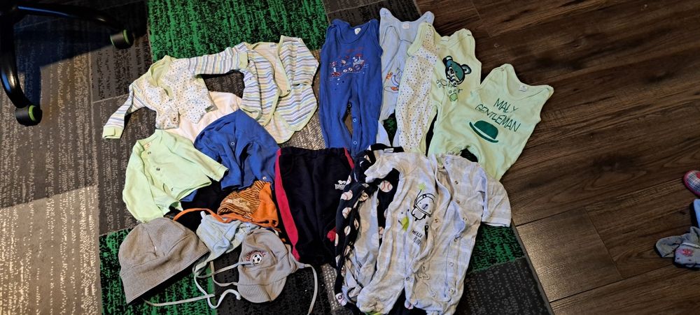 Paka ubrań dla chłopca rozm 68