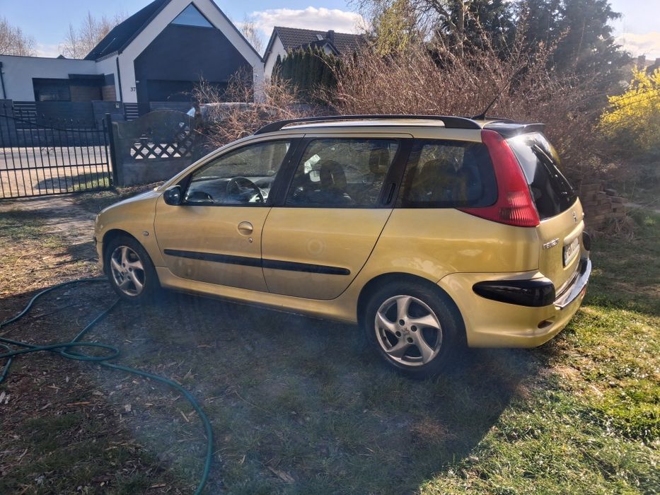 Peugeot 206  złoty