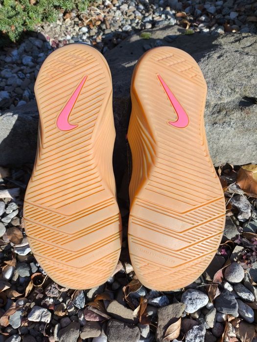 Nike Metcon 6 Black gold buty panterka róż czerń 42