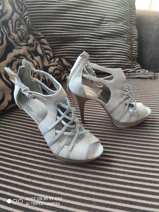 Guess Buty szpilki botki