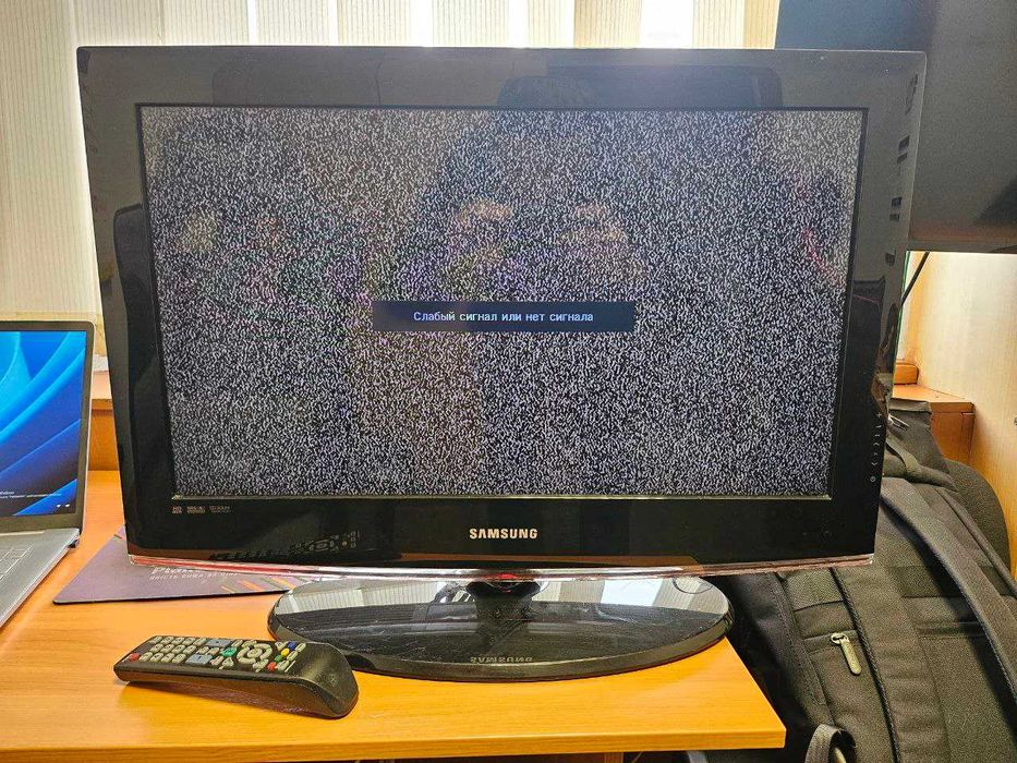 Телевізор Samsung LE26B450C4W