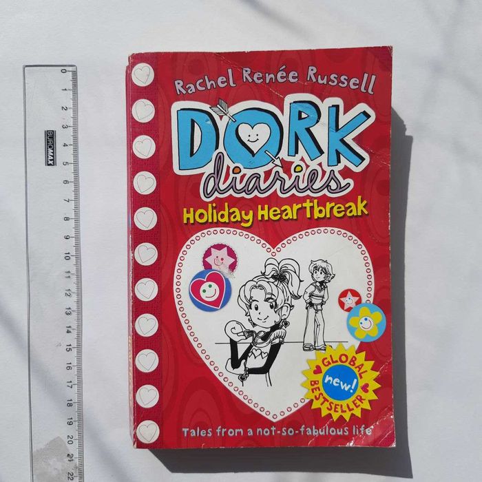 Р.Р. Рассел. Dork Diaries. Holiday Heartbreak