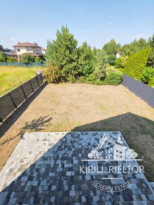 Продается новый дом на кольцевой улице в городке "Золотые Ключи"