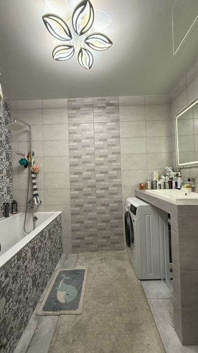 Продаж 3-кімнатної квартири. Центр міста