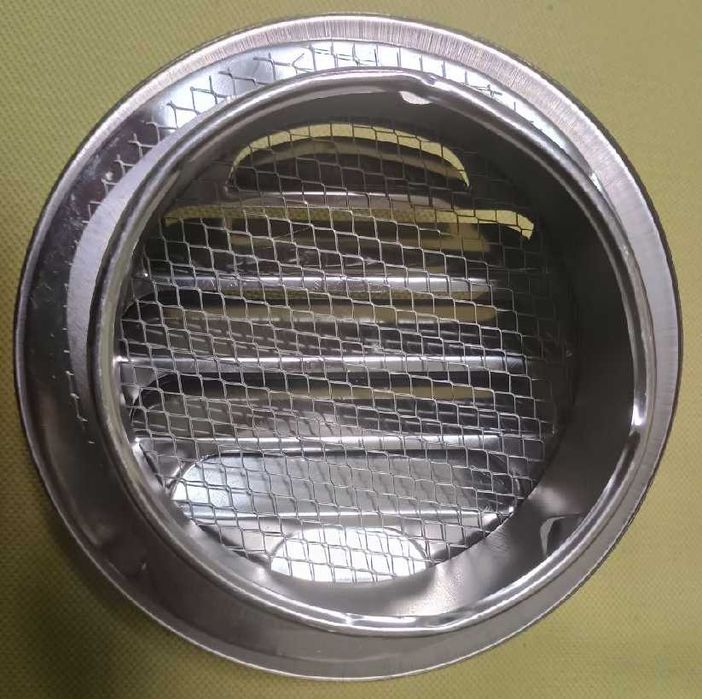 Защитный колпак от дождя на вытяжку в стене (см. все фото)