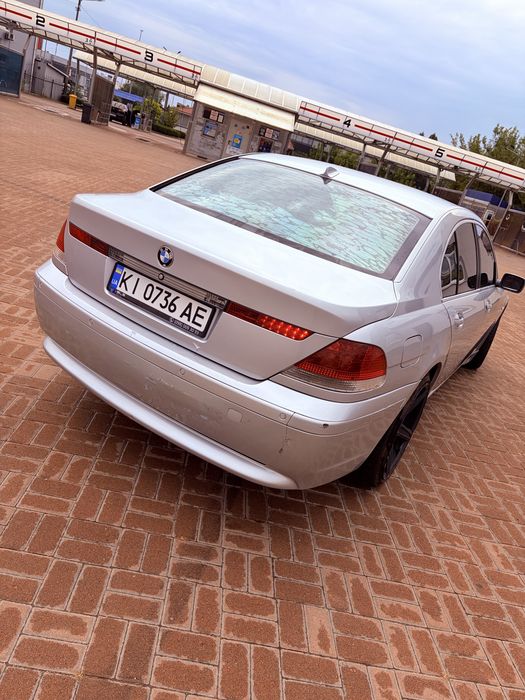 BMW 735 E65  2002