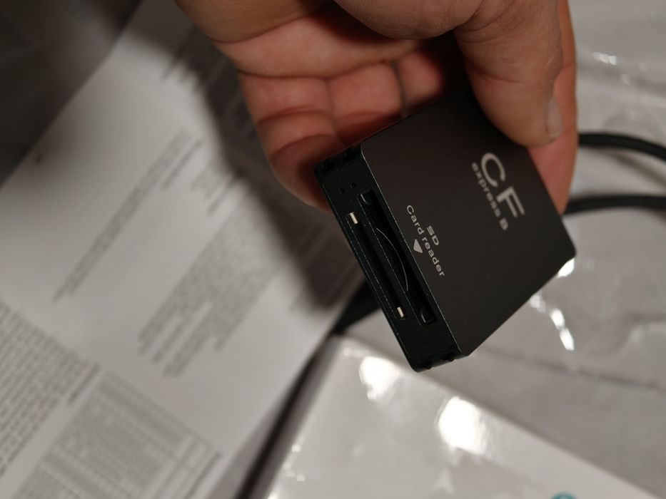 Leitor Cf express B e SD