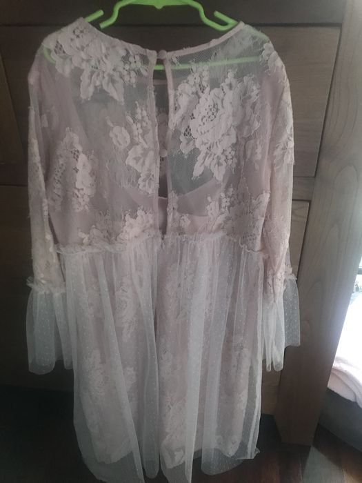 Vendo vestido de cerimónia, novo